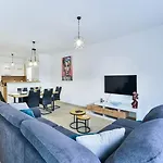 Apartment Nevera In Zadar