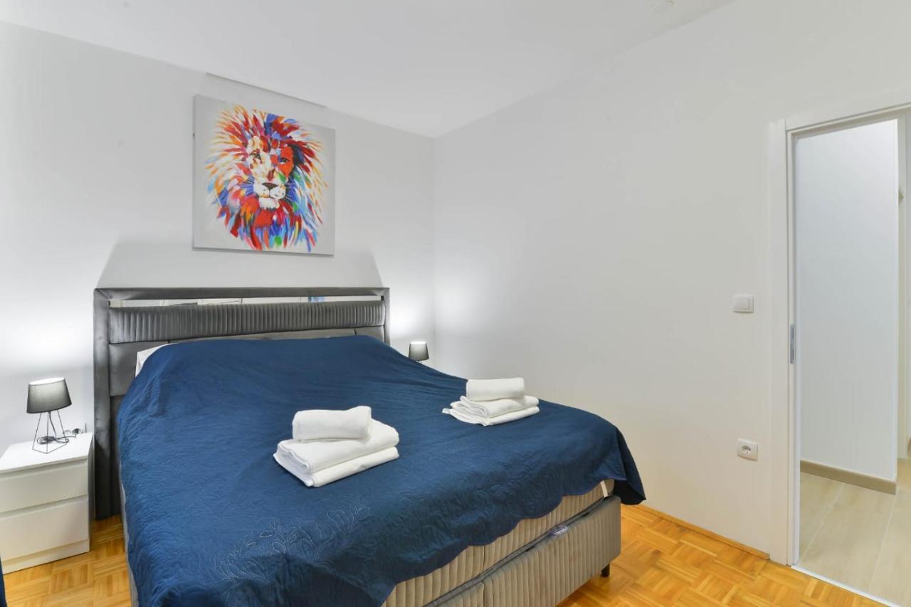 Apartment Nevera In Zadar