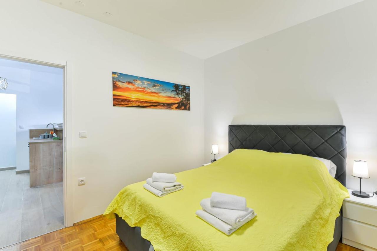 Apartment Nevera In Zadar