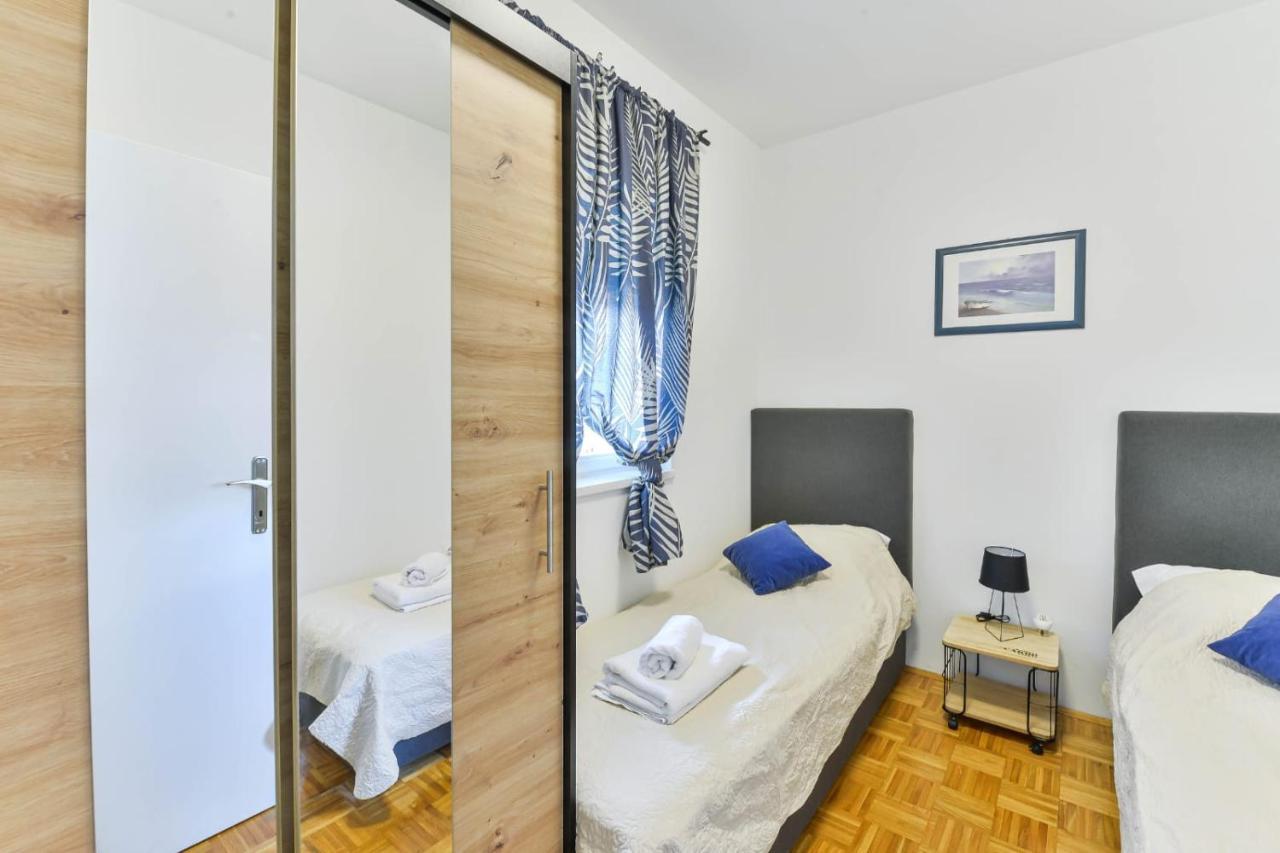Nevera In Apartment Zadar